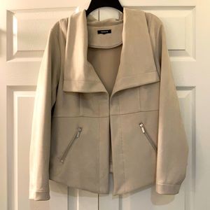 Cream sued jacket